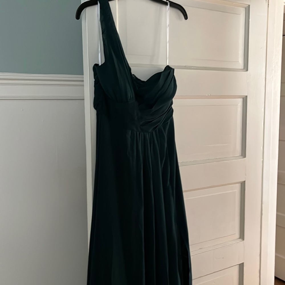 Lulus emerald green gown